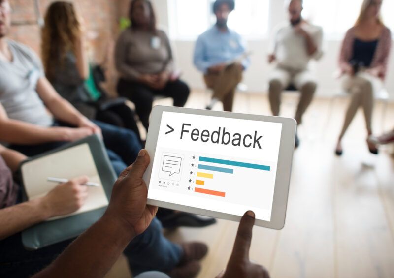 Como lidar com feedbacks no trabalho?