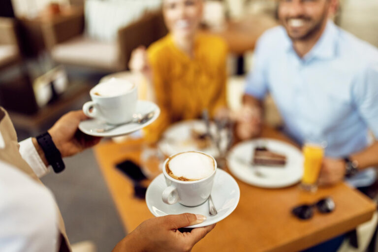 Pausa para el café: qué es, ventajas y cómo hacerla